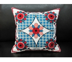 Декоративная подушка с вышивкой Bombay арт.31