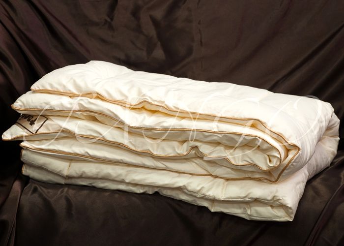 Одеяло кукурузное волокно "Mays" всесезонное в чехле из хлопкового волокна